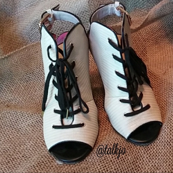 Juicy Couture Shoes - 2 for $20 Juicy Couture Ivory & Black Heels